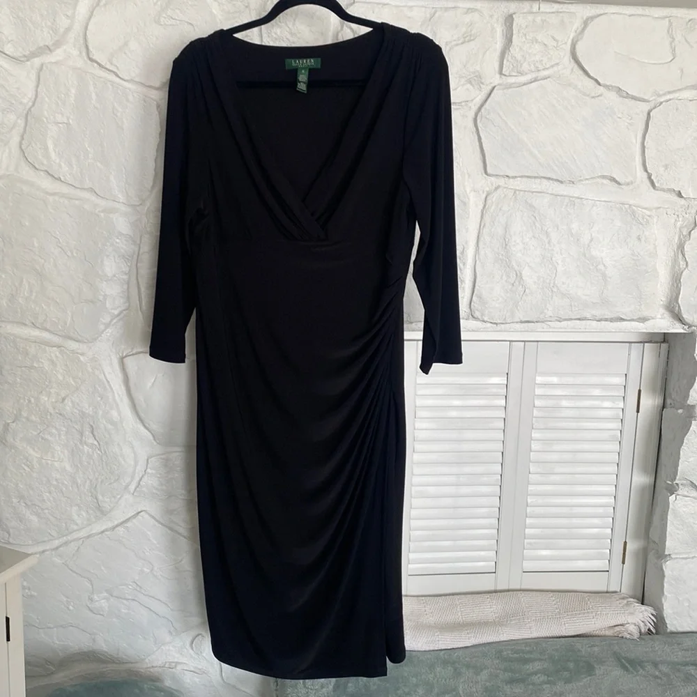 Lauren Ralph Lauren Dress 16 black v neck gathered on the side - Picture 2 of 12